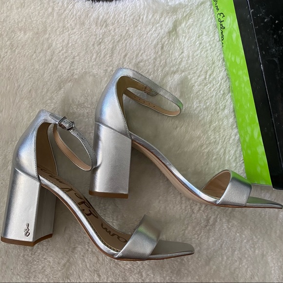 Sam Edelman daniella silver ankle strap sandals - Picture 3 of 8